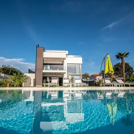 Ps Deluxe Villa *